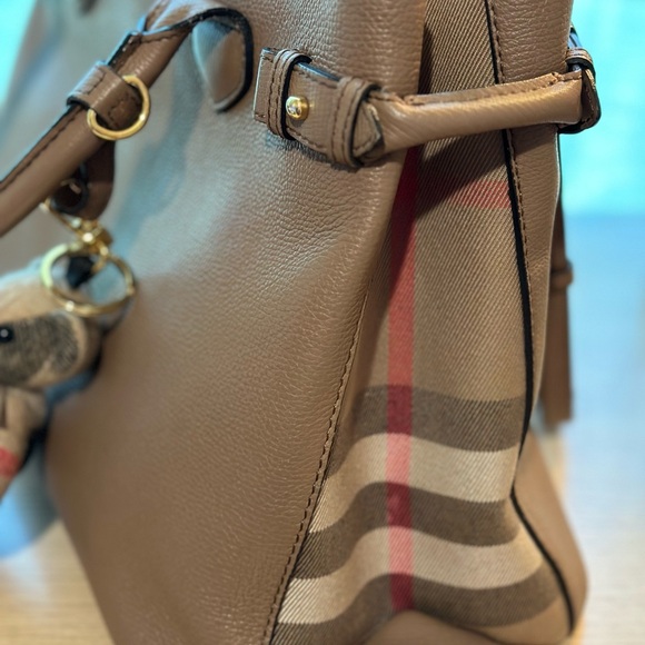 Burberry Leather Tote - Picture 5 of 15